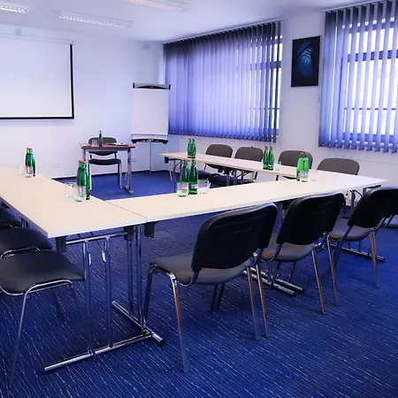 Academic & Congress Centre Roztoky (Prague-West)