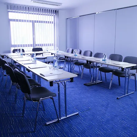 Academic & Congress Centre Hotel 4*