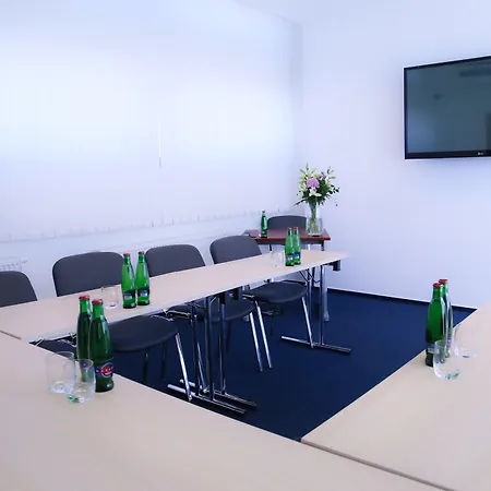 Academic & Congress Centre Hotel 4*