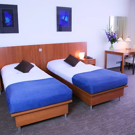 Academic & Congress Centre Hotel 4*