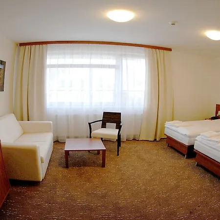Hotel Academic & Congress Centre Roztoky (Prague-West)